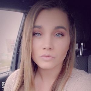 Meet your Posher, Desia